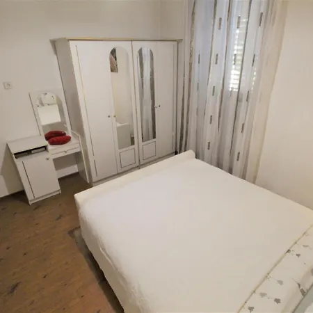 公寓 With Wifi Savudrija, Umag - 27172